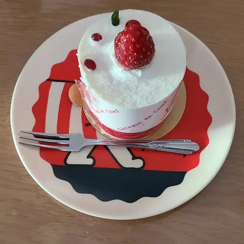ショートケーキ🍰 & 京都北白川特製醤油ーメン