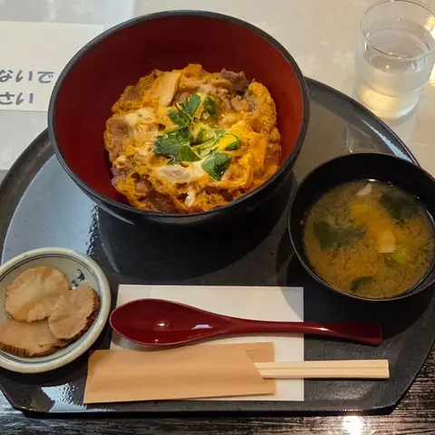 比内地鶏の親子丼&あきたプリン&盛りすぎチャレンジ