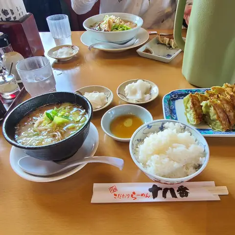 十八番らーめん（期間限定桜島野菜餃子メニュー）