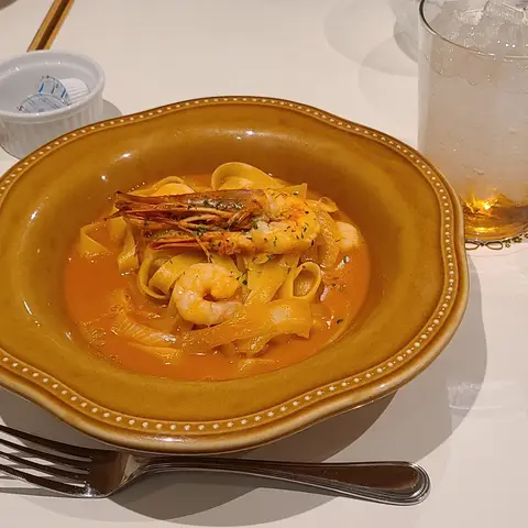 ラ・メゾン アンソレイユターブル（パスタとタルト）
