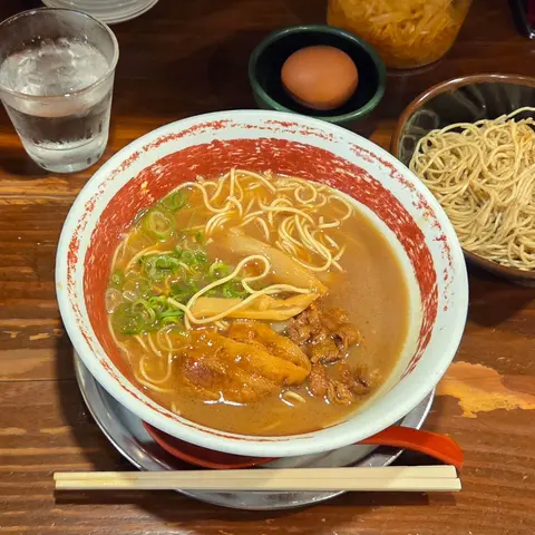 徳島ラーメン 胡椒麺バリカタ替え玉
